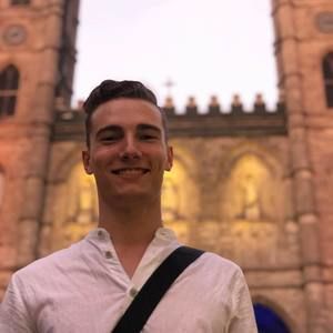 Meet your Posher, Nicolas